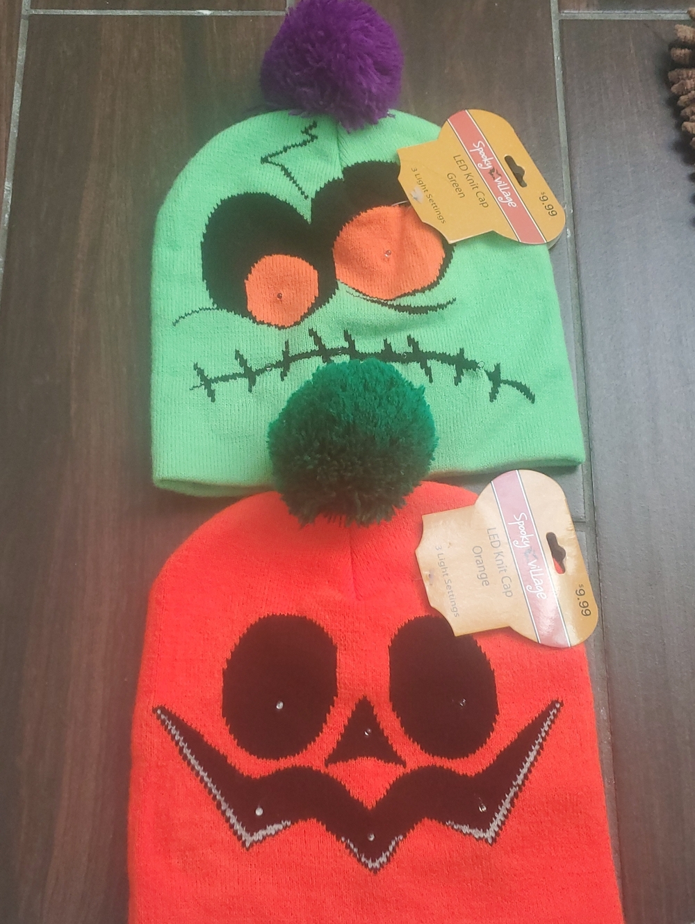 2 NewPom-Pom Monster Beanie Hat for Kids - Green & Orange Batteries Are Not Work